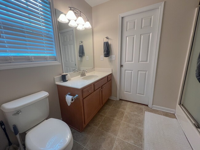 Building Photo - 132 Crooked Run Dr