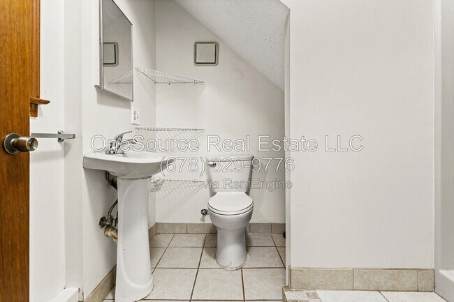 Building Photo - 195 Cross Brook Dr