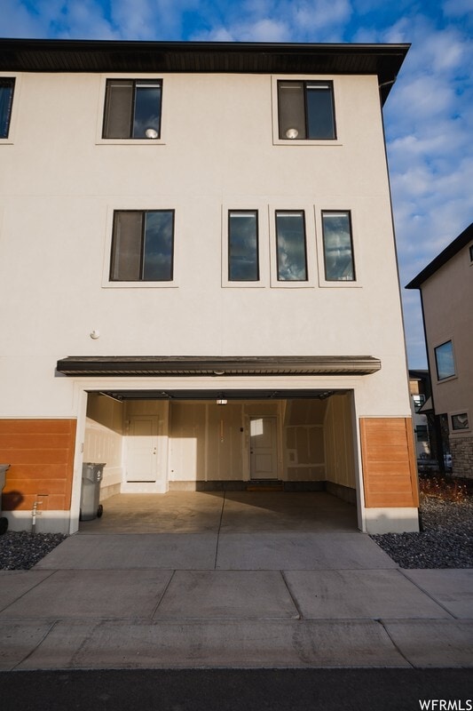 Building Photo - 418 Willow Leaf Rd