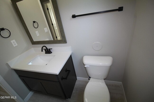 Building Photo - 509 Cedarwood Ave