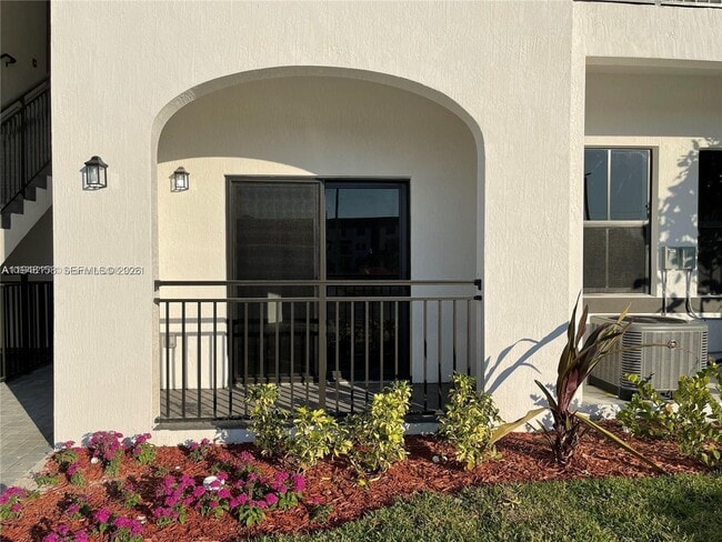 Building Photo - 15520 SW 136th St