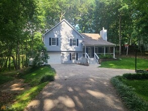 Building Photo - 127 Welcome Wood Dr