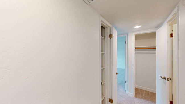 Building Photo - 400 Alameda del Prado