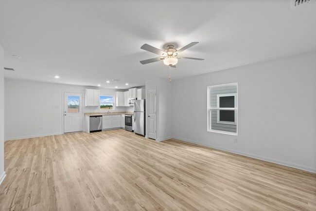 Building Photo - 401 Silent Meadow Run