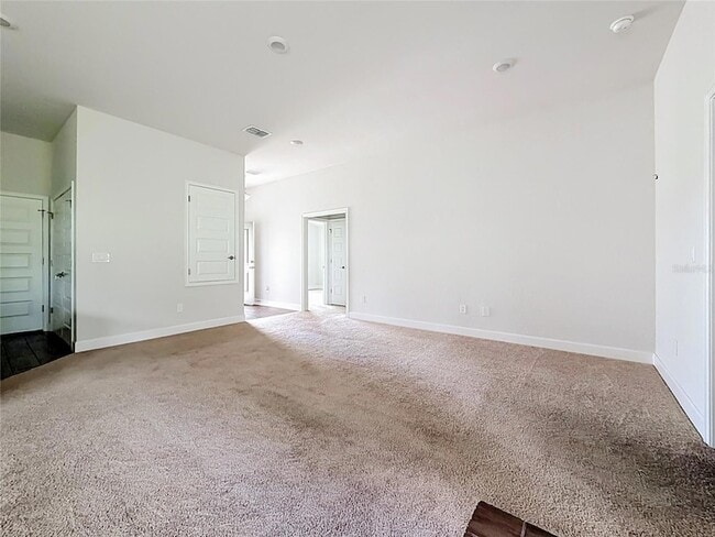 Building Photo - 187 NW 45th Loop