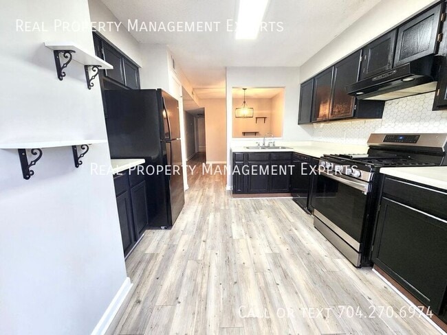 Building Photo - 6022 Winged Elm Ct