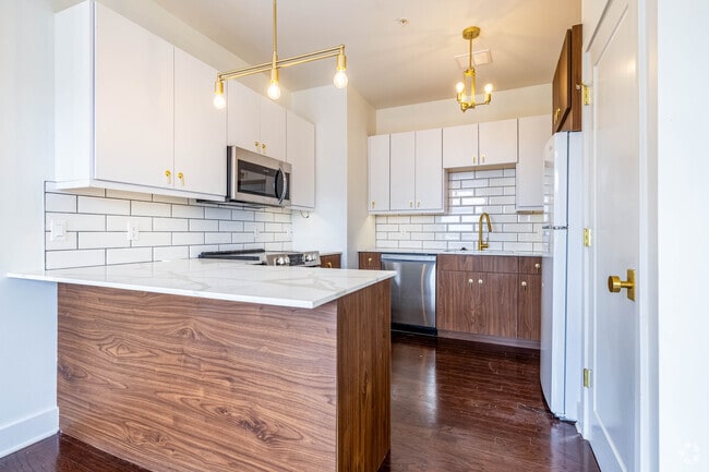 CHEF STYLE KITCHEN - Home Telephone Building Lofts