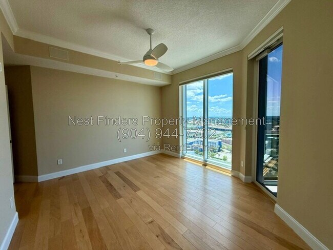 Building Photo - 1431 Riverplace Blvd