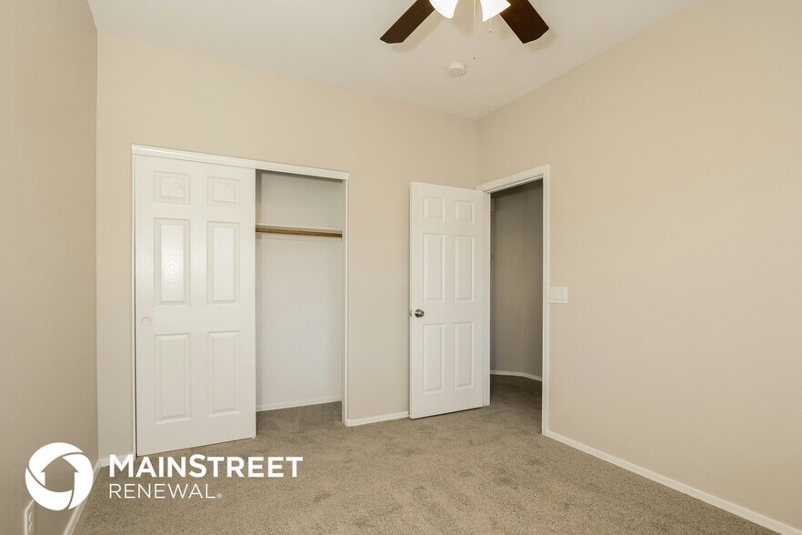 Building Photo - 22014 N 29th Dr