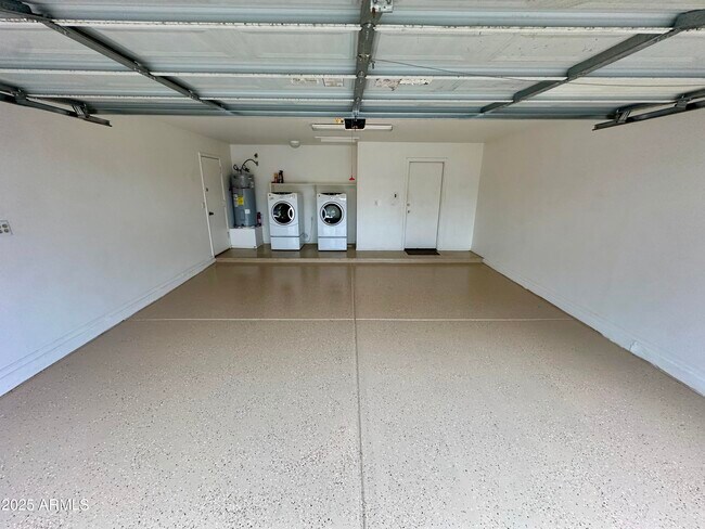 Building Photo - 14443 N 147th Dr