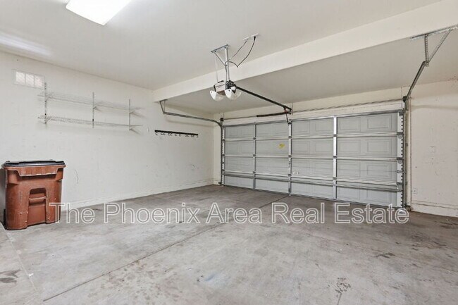 Building Photo - 3061 W Jasper Butte Dr