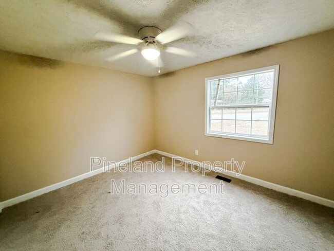 Building Photo - 2736 George Owen Rd