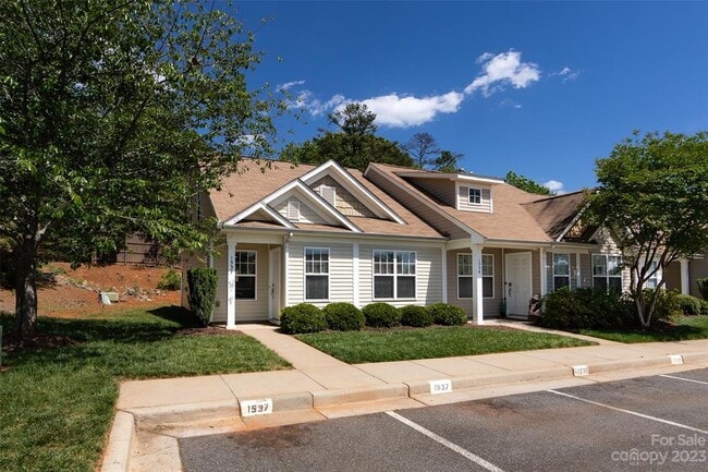 Building Photo - 1537 Tyger Brook Ln