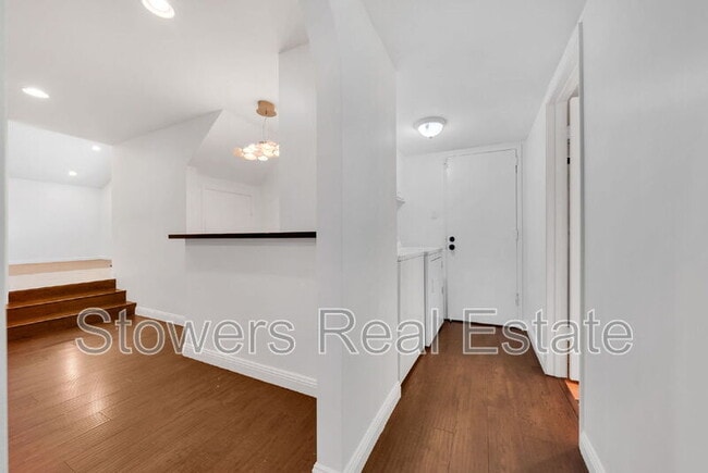 Building Photo - 40232 San Sebastian Pl