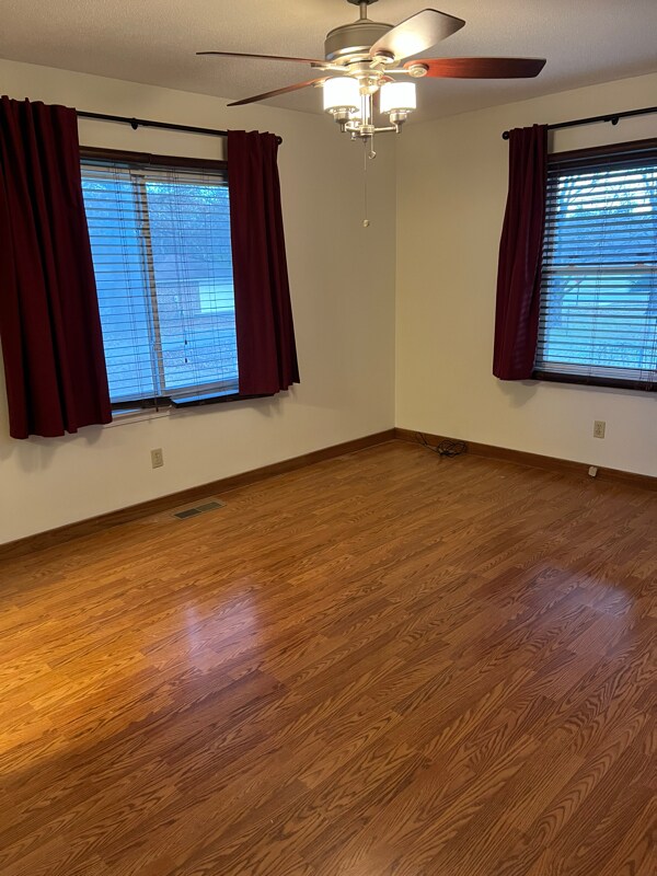 Building Photo - 304 Smalley St