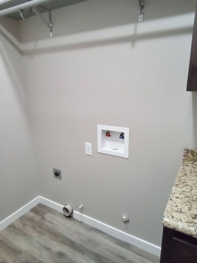 Building Photo - 109 Felice Ct.