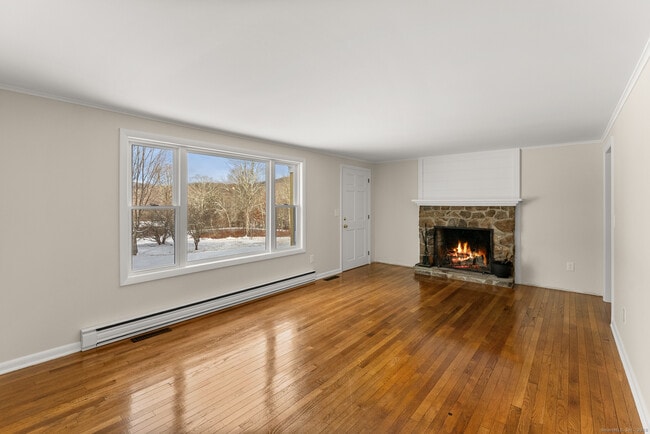 Building Photo - 52B Fuller Mountain Rd