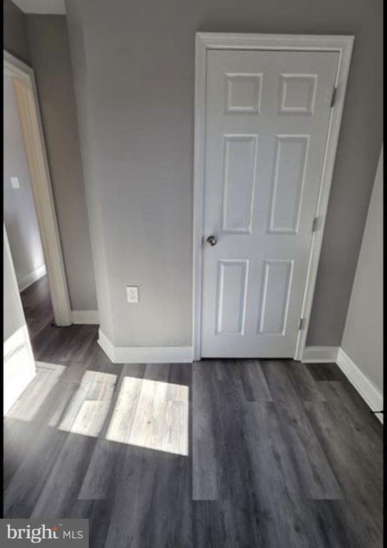 Building Photo - 201 N Rose St