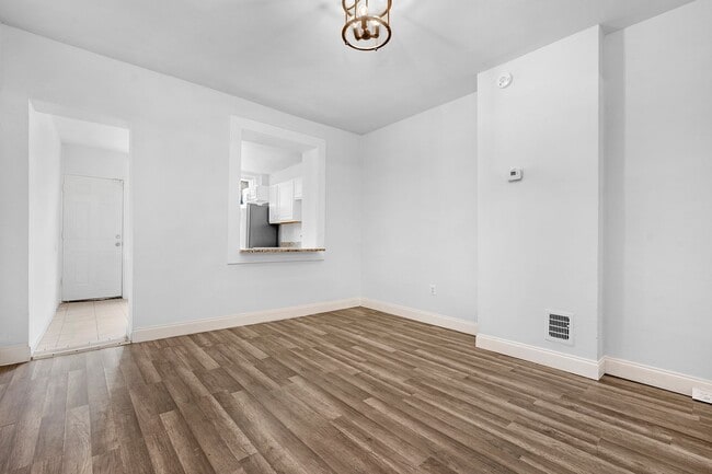 Building Photo - Beautifully Renovated 3 Bedroom 2.5 Bathroom Rental with study in McElderry Park VOUCHER Holders ...