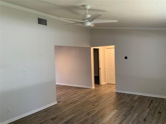 Building Photo - 14597 Vista Ln