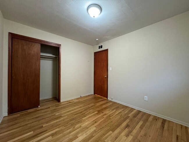 Building Photo - Cozy 2 Bedroom Duplex in Central Fort Collins