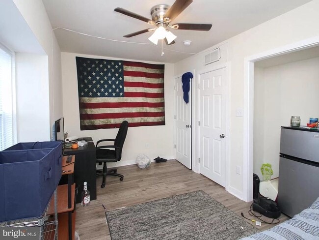 Building Photo - 1515 N Bouvier St