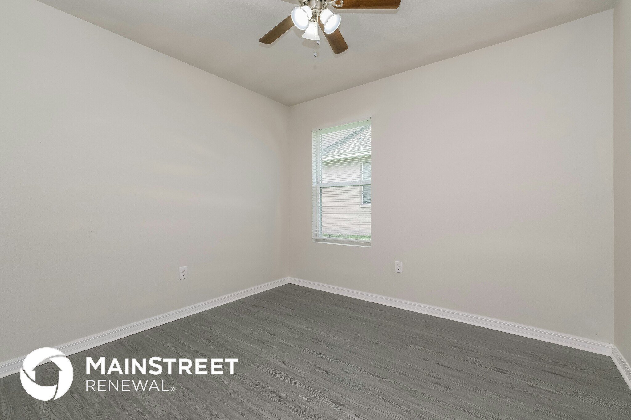 Building Photo - 9538 Highland Ridge Dr