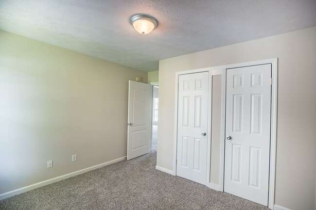 Building Photo - 5024 Tricia Pl