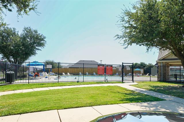 Building Photo - 1426 Raven Dr S