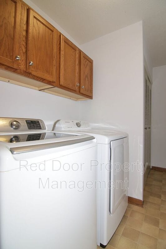 Building Photo - 4407 Meadowsweet Ct