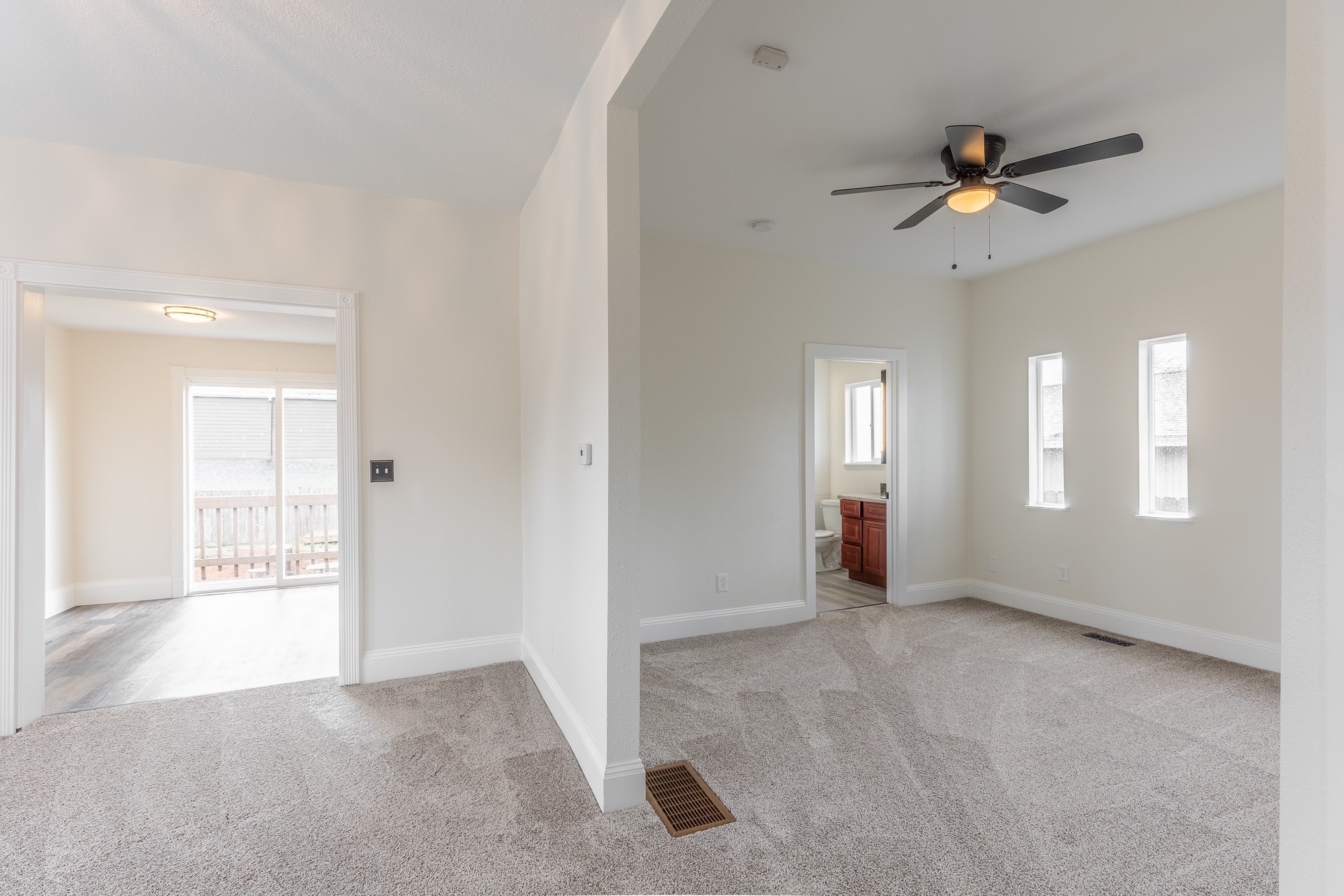 Building Photo - 1144 SE 85th Ave