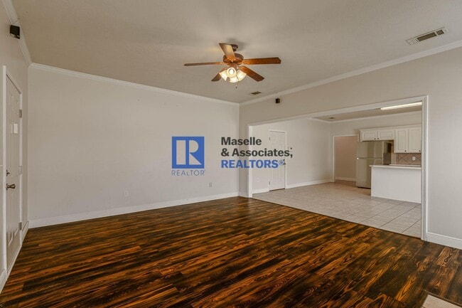 Building Photo - 3 Bed/2 Bath Home in Lennox in Brandon