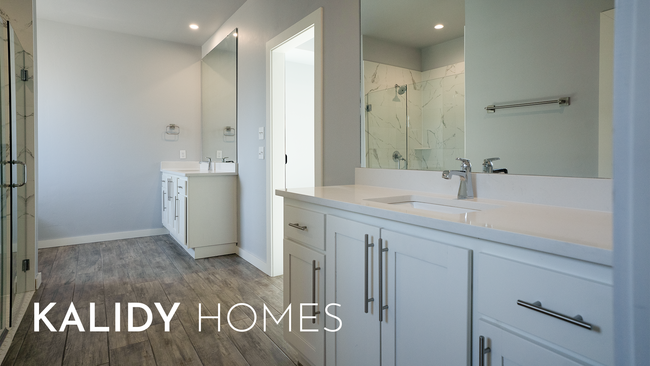 Building Photo - 14971 E Reno Ave