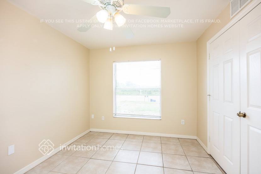 Building Photo - 4824 Leonard Blvd S