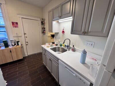 Building Photo - 11 Alton Pl