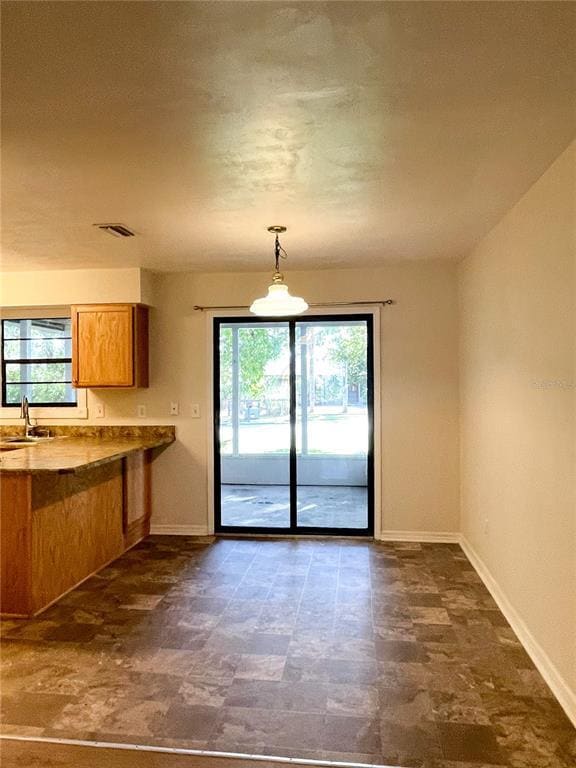 Building Photo - 4 Black Jack Cir