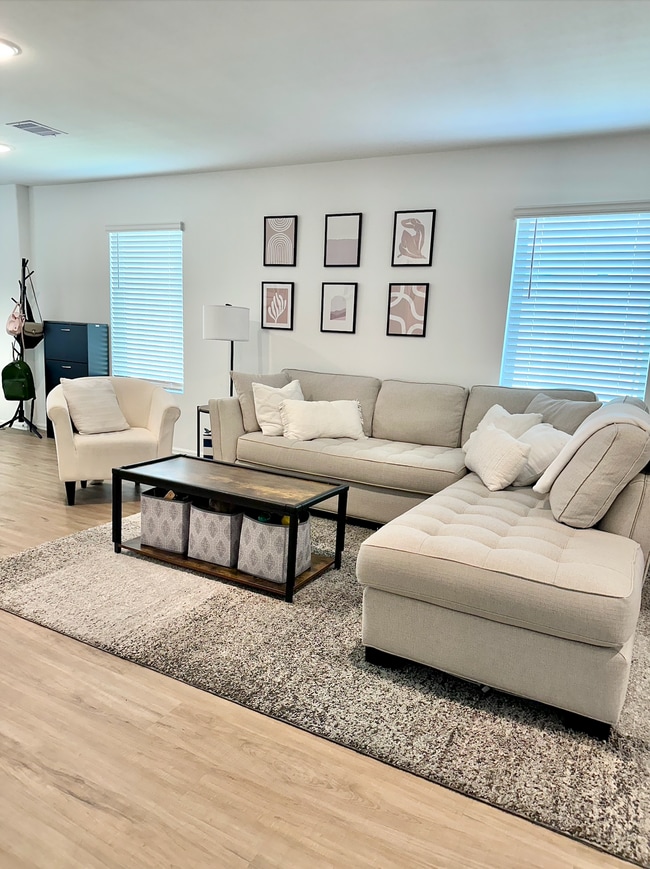 living area - 18918 Sorento Bay Ln