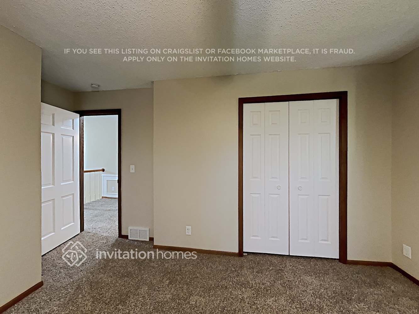 Building Photo - 15004 Park Ave S