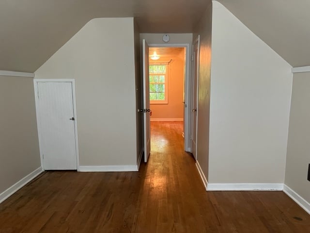 Upstairs Bed - 03 - 442 NW 30th St