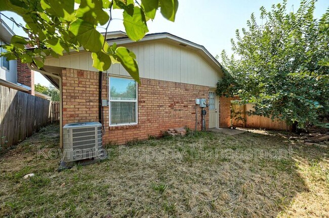 Building Photo - 2321 Cedar Brook Dr