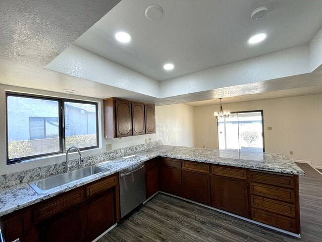 Building Photo - Newly Remodeled 3 Bedroom Home off of Hancock Rd!