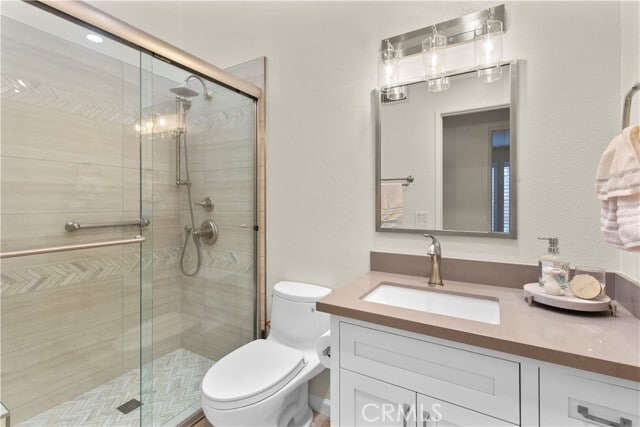 Building Photo - 6118 Garnet Cir