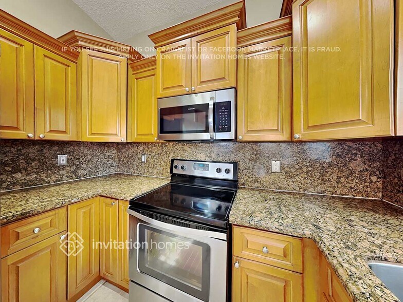 Building Photo - 20844 NW 20th St