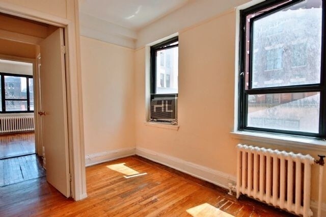 Building Photo - Waverly Place