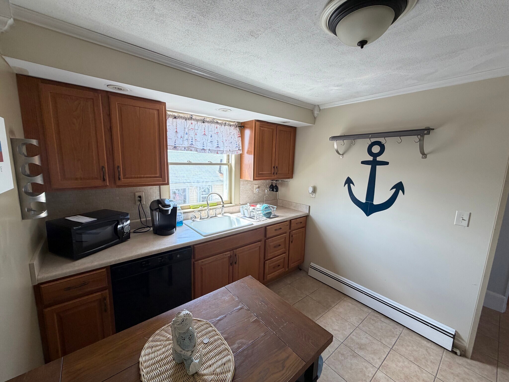 Kitchen - 55 Brewster Ave