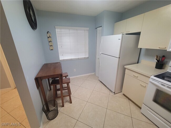 Building Photo - 7731 Jewel Ln