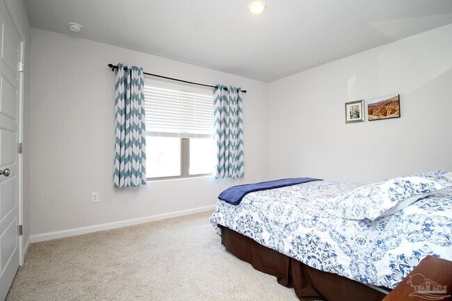 Building Photo - 6376 Burrow Ln