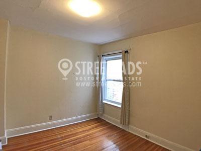 Building Photo - 3 bedroom in Boston MA 02135