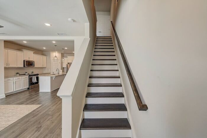 Building Photo - 1001 Lifford Ln