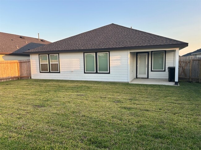 Building Photo - 1123 Sommerville Dr